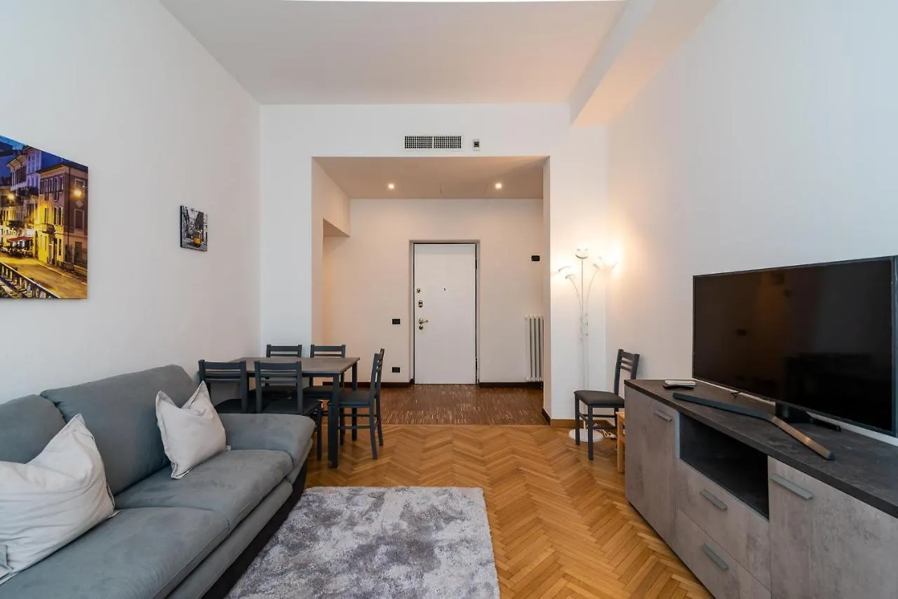 Vittoria 2 Apartment Milan